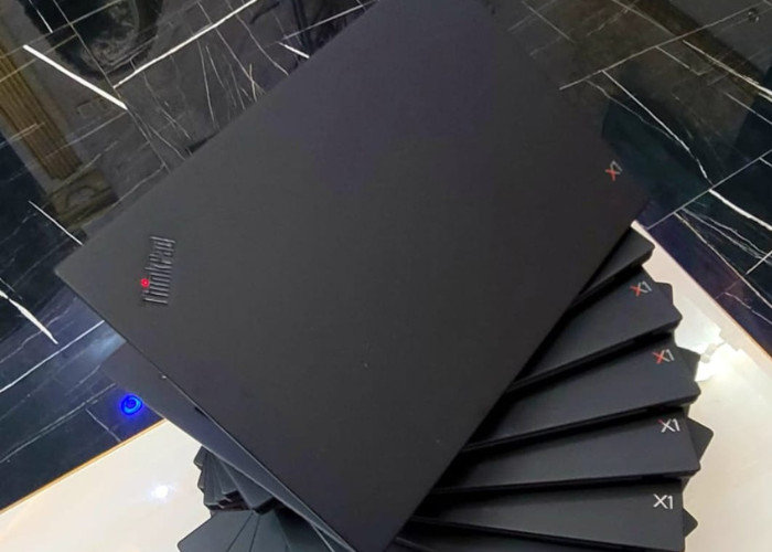 Thumbnail 2: X1 Carbon Side Profile / Ports